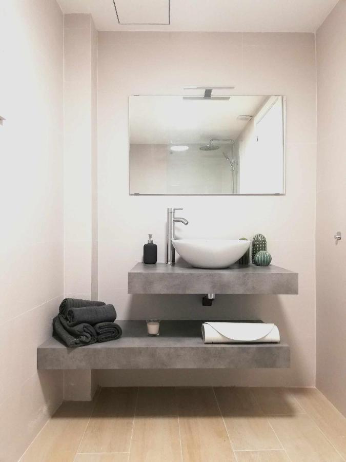 Mazi Apartments Suite Mataro Ngoại thất bức ảnh