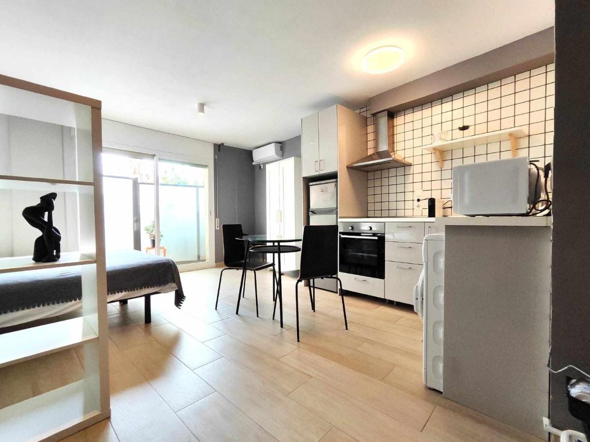 Mazi Apartments Suite Mataro Ngoại thất bức ảnh