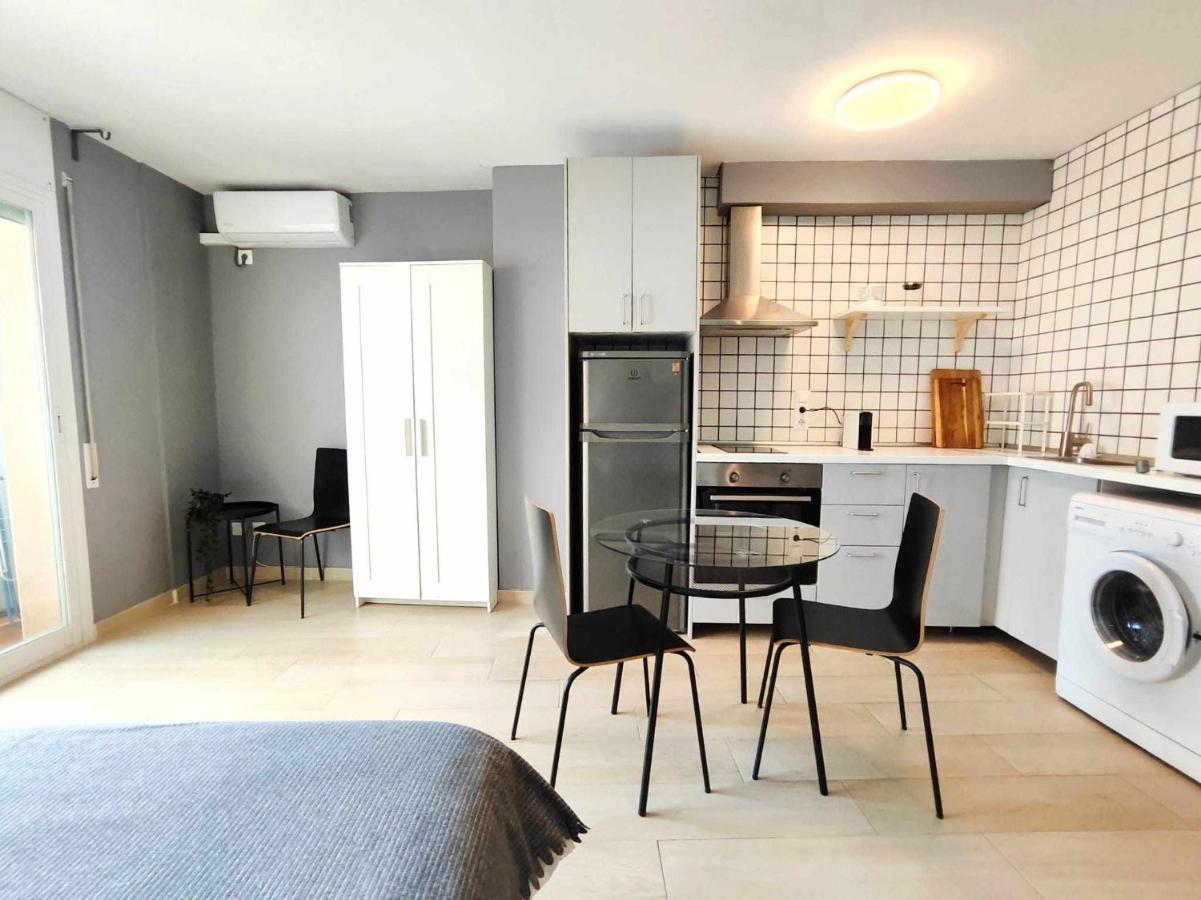 Mazi Apartments Suite Mataro Ngoại thất bức ảnh