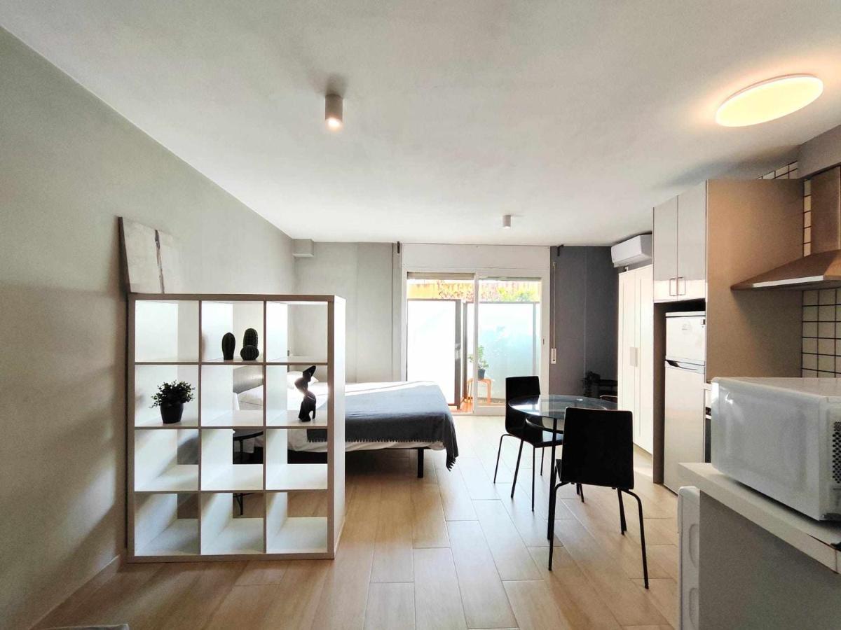 Mazi Apartments Suite Mataro Ngoại thất bức ảnh