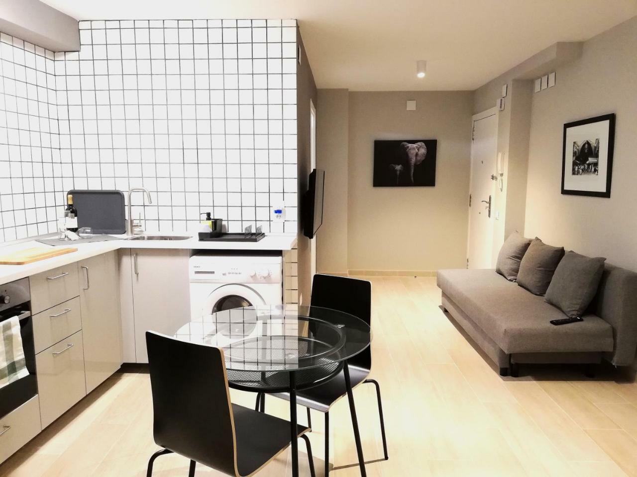 Mazi Apartments Suite Mataro Ngoại thất bức ảnh